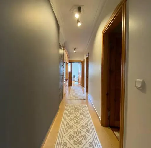 Denize 100 Mt 2+1 Merkezde Appartement Alanya