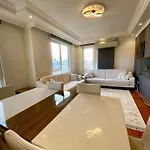 Denize 100 Mt 2+1 Merkezde * ألانيا