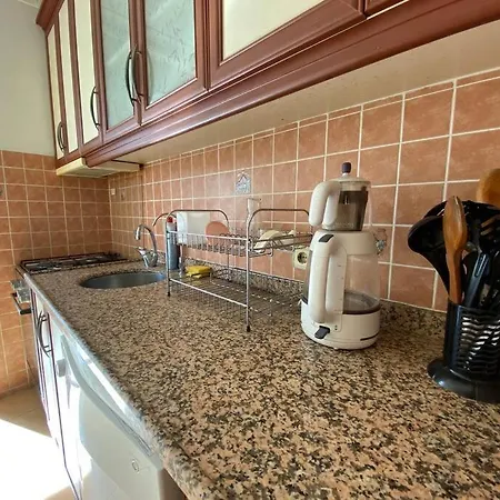 Denize 100 Mt 2+1 Merkezde Алания