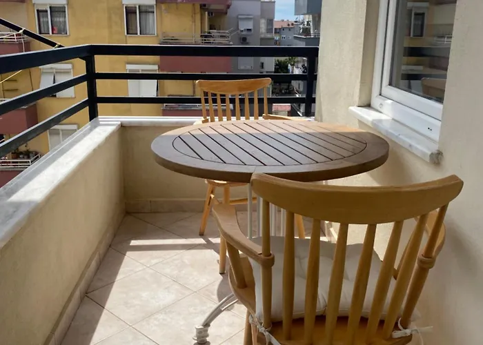 דירה Denize 100 Mt 2+1 Merkezde אלאניה