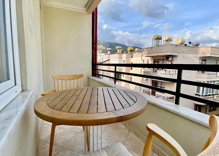 Denize 100 Mt 2+1 Merkezde דירה